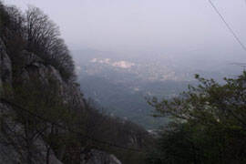 2010年五一百牛网络公司南召五朵山游记