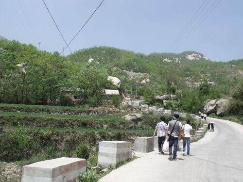 2010年五一百牛网络公司南召五朵山游记——第 3 张配图